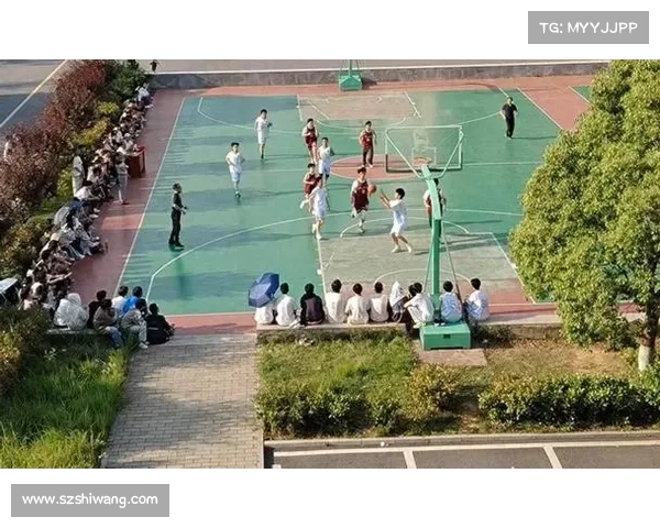 秀山体育馆篮球场